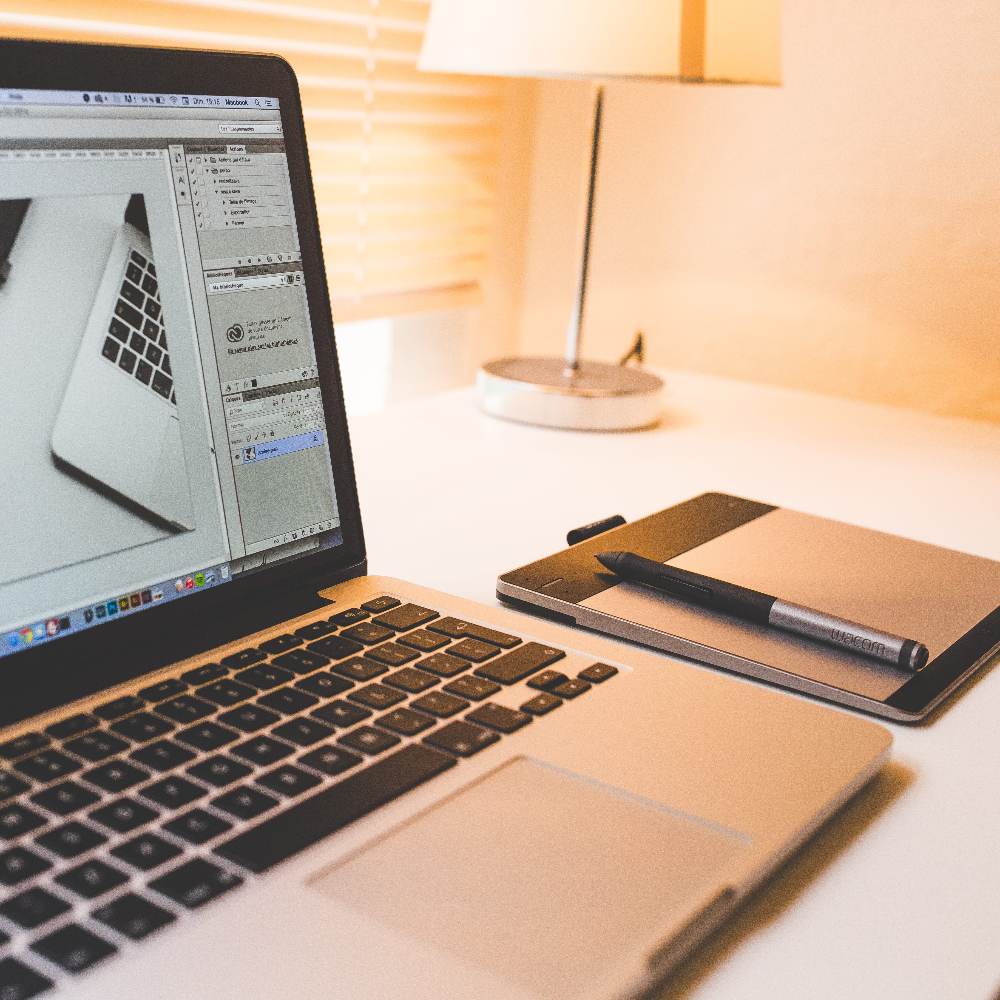 Elaboración y modificación de imágenes u otros elementos gráficos